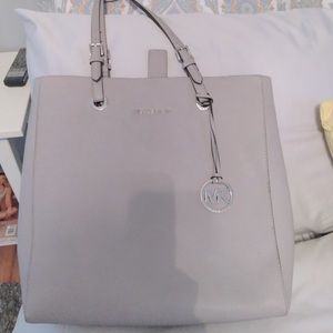 Michael Kohrs Tote bag